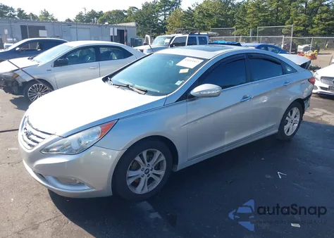 2011 Hyundai Sonata Limited z USA, uszkodzony, nr VIN 5NPEC4AC2BH235616
